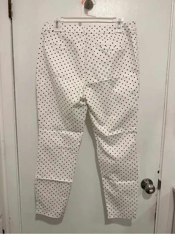 New Maison Jules White & Black Polka Dot Ankle-Length Trousers. Size 8 - Image 2