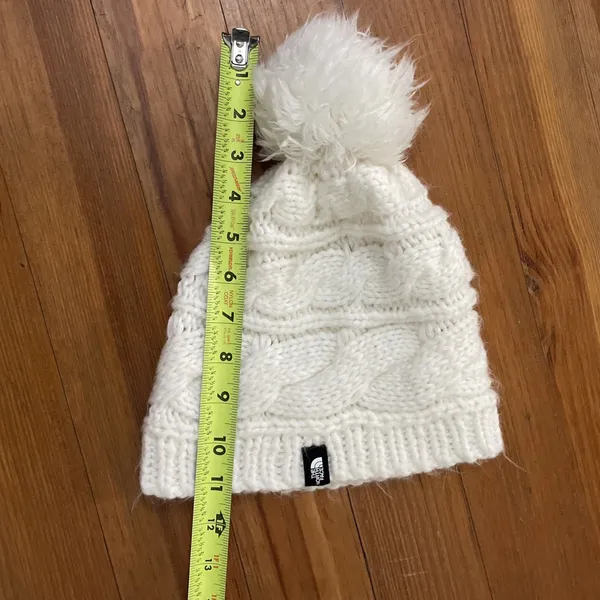 The North Face White Cable Knit Beanie Pom Womens One Size - Image 10