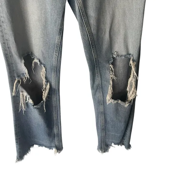 Free People We The Free Women's Size‎ 26 Baggy Distressed Maggie Boyfriend Jeans - Image 3