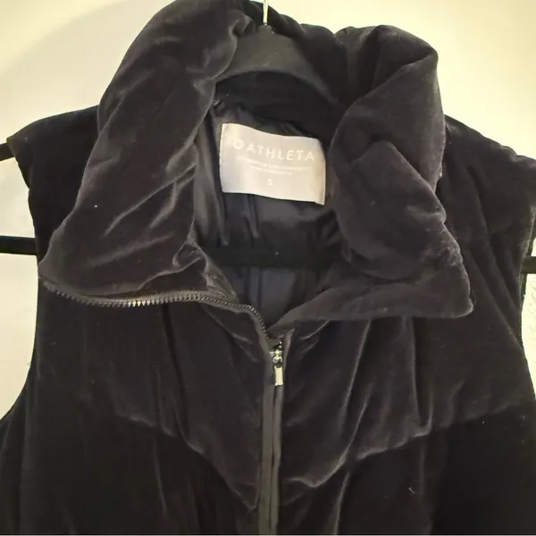 Athleta Black Quilted Vest Womens Small - Image 2