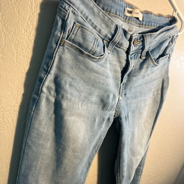 Levi's Y2K Vintage Blue Skinny Jeans with Slim Fit Straight leg SZ 26/30 Denim - Image 4