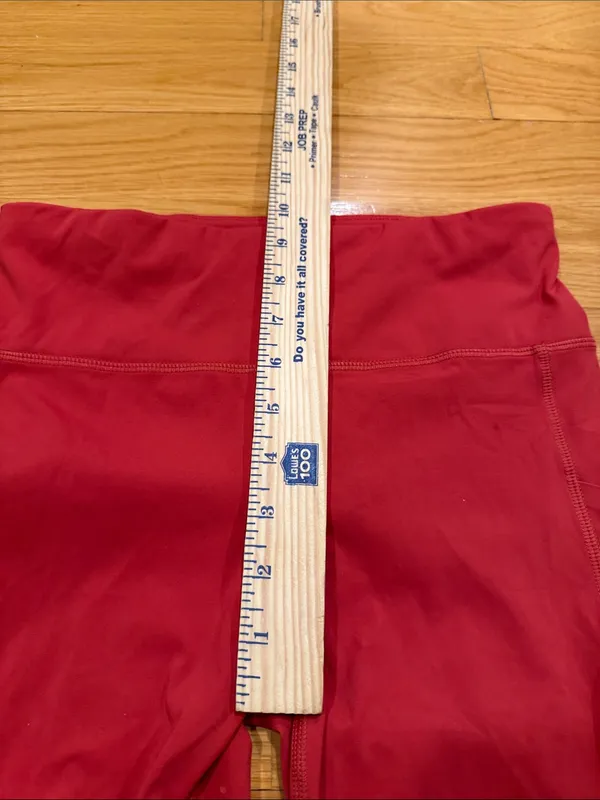 Vuori women’s stride pocket legging size small. - Image 7