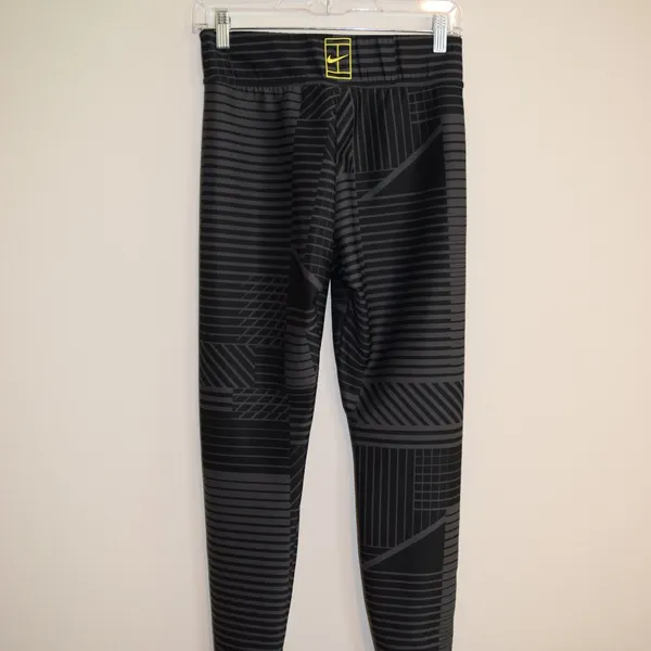 Women's‎ Nike Leggings - Size Medium - Image 2