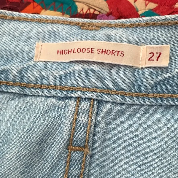 Levi’s Light Blue Wash High Loose Denim Jean Shorts - 27 - Image 5