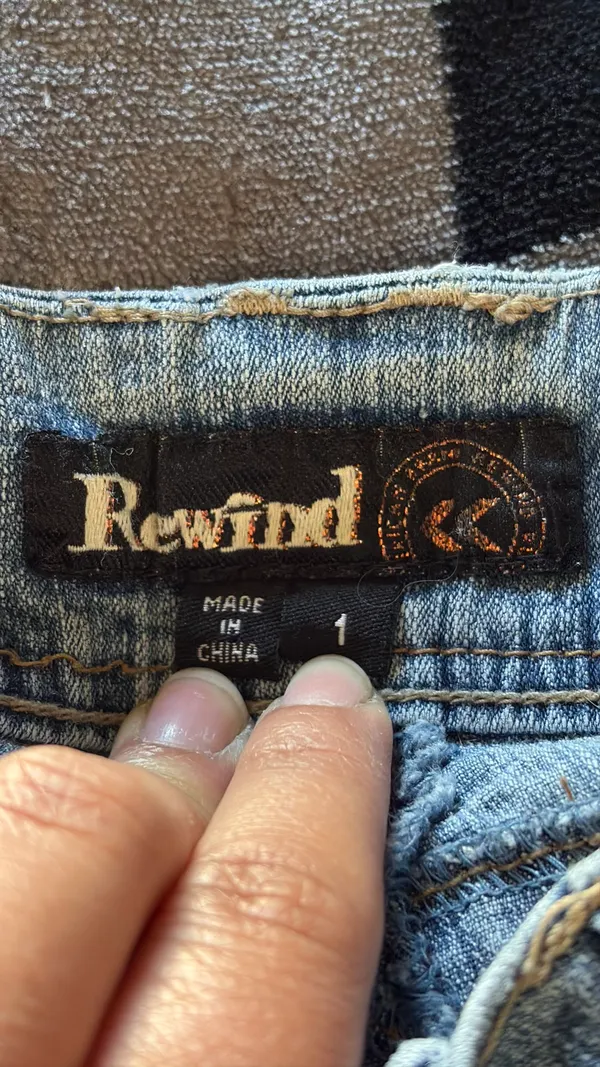 Rewind low-rise boot cut jean - Image 3