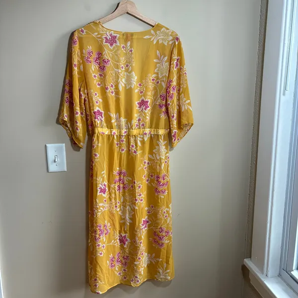 Vince Camuto Floral Sheer V-Neck Midi Dress Medium Yellow Women Flutter Sleeve - Image 7
