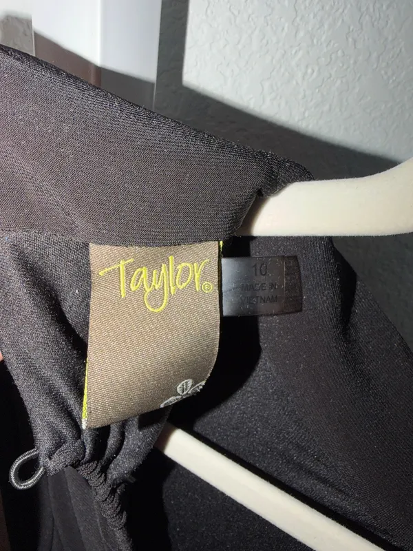 Taylor Black Long Sleeve Tiered Maxi Dress Open Back - Image 5