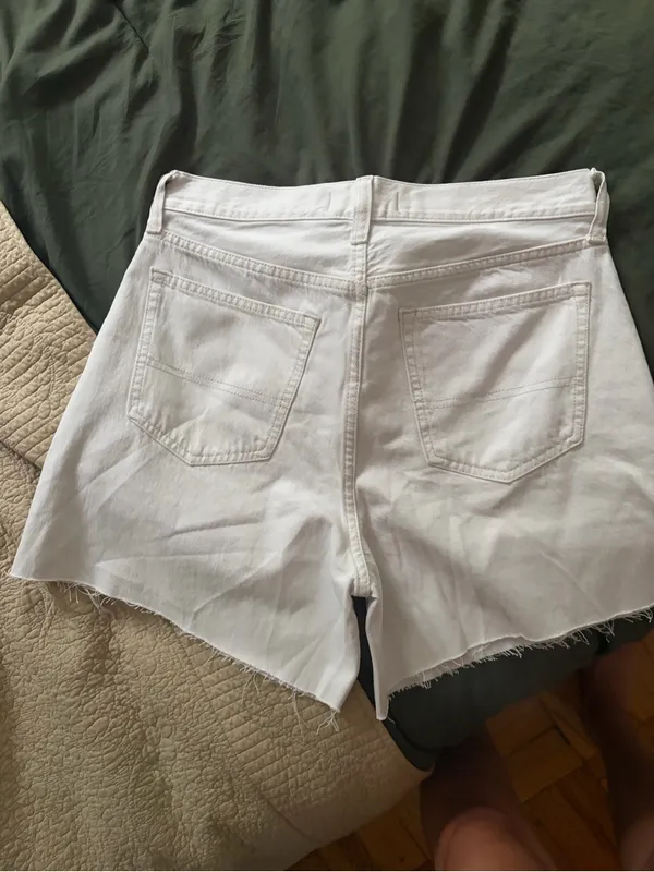 Abercrombie & Fitch Curve love White Denim Cutoff Shorts - Image 3