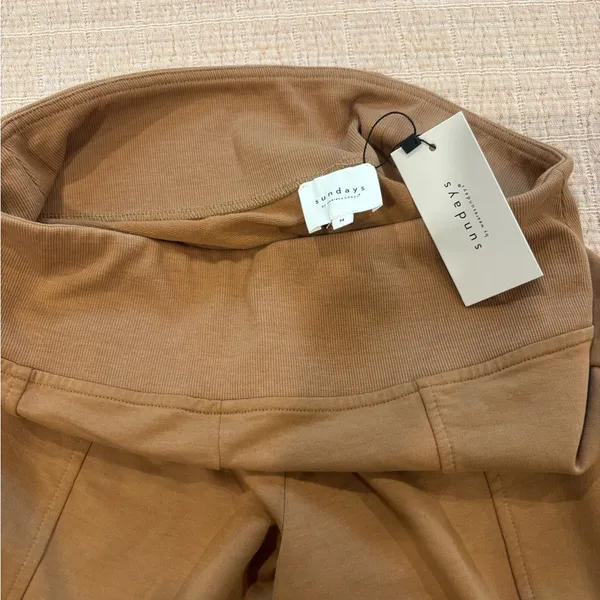 Sundays Moxie French Terry pants in‎ Burro size Medium - Image 9