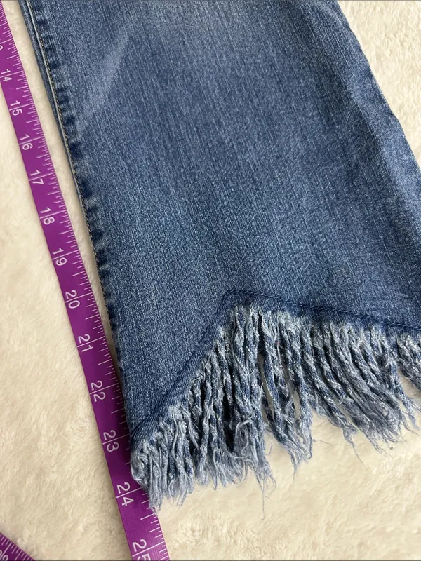 INC International Concepts Medium Blue Cropped Raw-Hem Jeans - Image 6