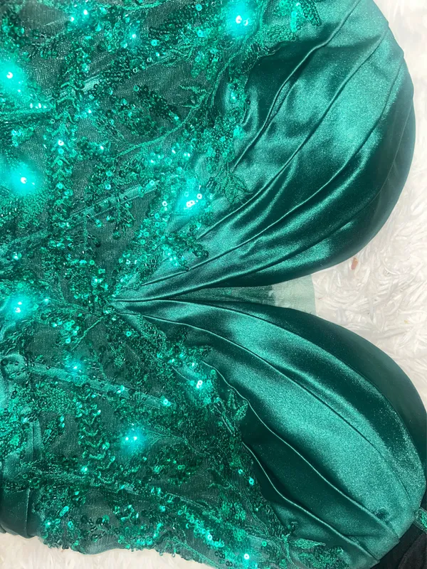 Emerald Green Prom Dress Size 10 - Image 6