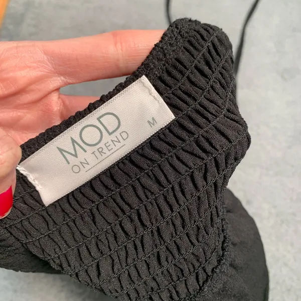 NWT Mod on trend smocked Black Halter Top medium - Image 7
