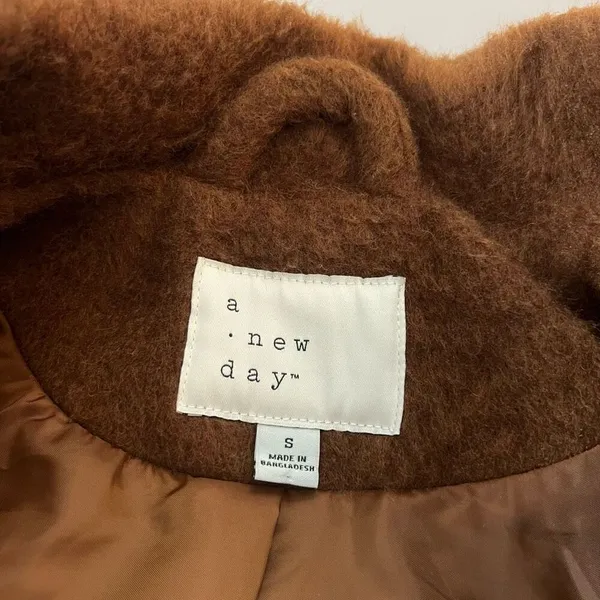 A New Day Brown Two Button Spread Collar Lined Furry Jacket Size Small - Image 8