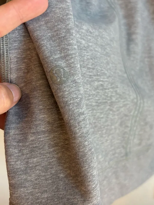 Lululemon Make A Move Long Sleeve Cowl Neck Top Womens Size 8 Gray Rulu Fabric - Image 4