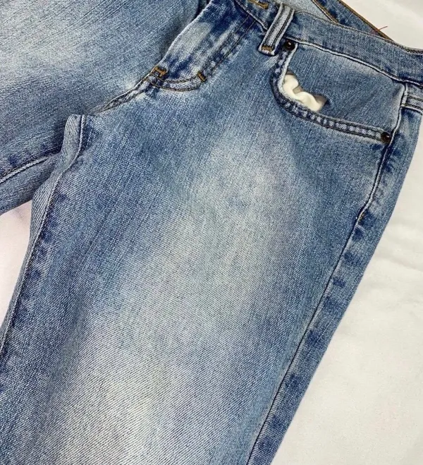 American Eagle Jeans - Image 5