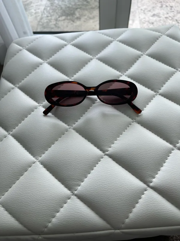 Amazon Oval Sunglasses - Image 2