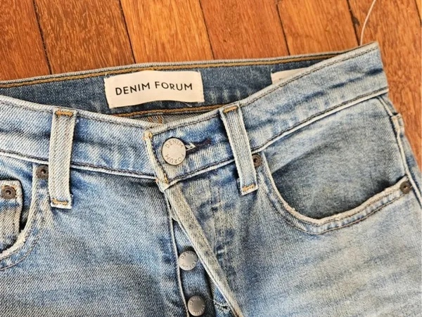 Aritzia From forum jeans - Image 3