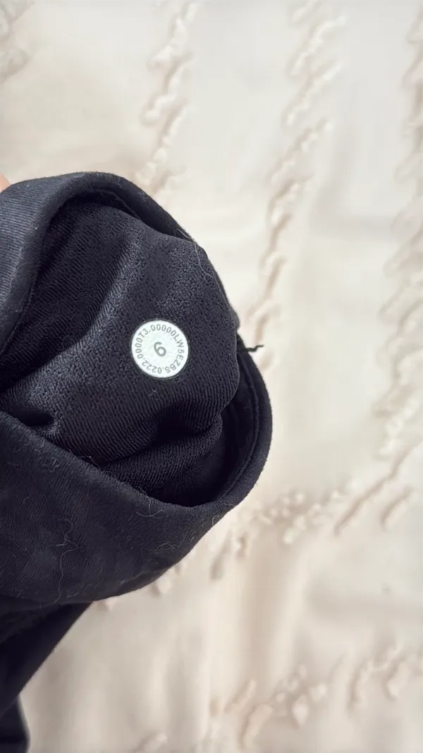Lululemon Flare Pants Groove - Image 4