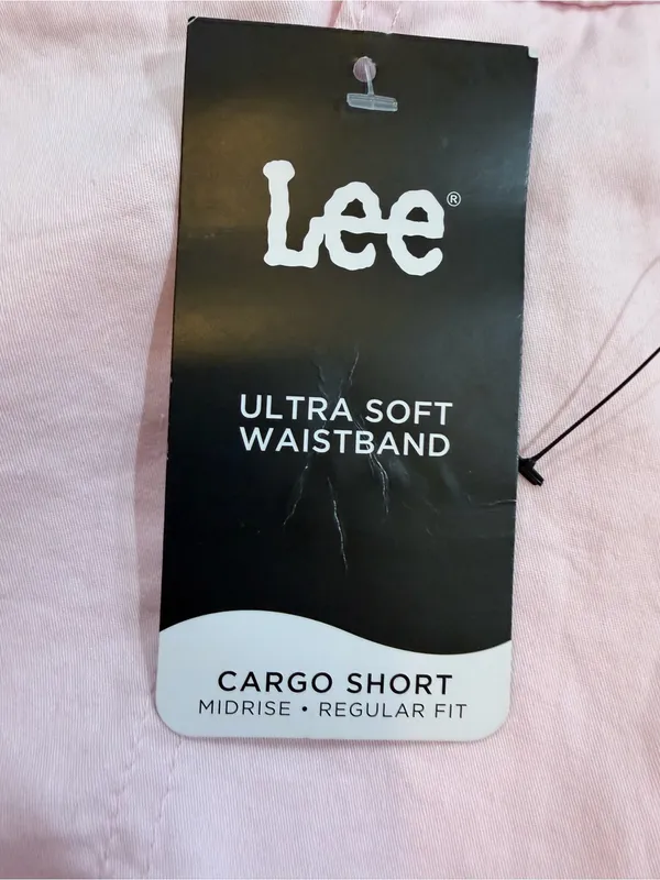 Lee Women’s Light Pink Cargo Shorts - Casual Pocket Style - Image 2