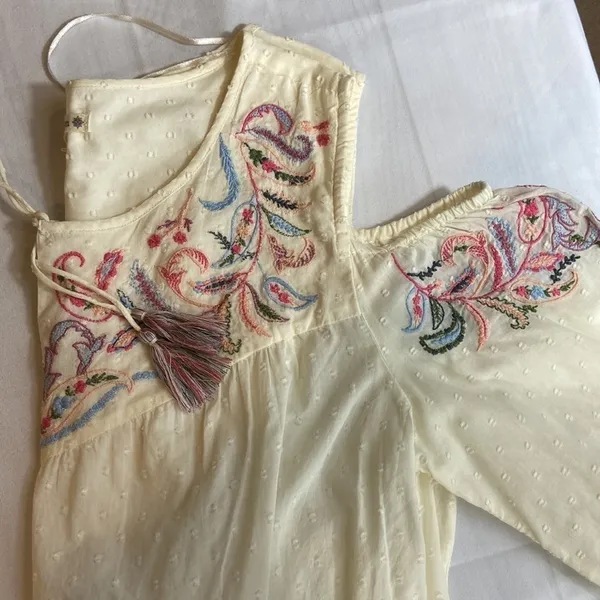 Ruff Hewn Boho Cream Floral Embroidered Cold Shoulder Peasant Shirt Western - Image 10