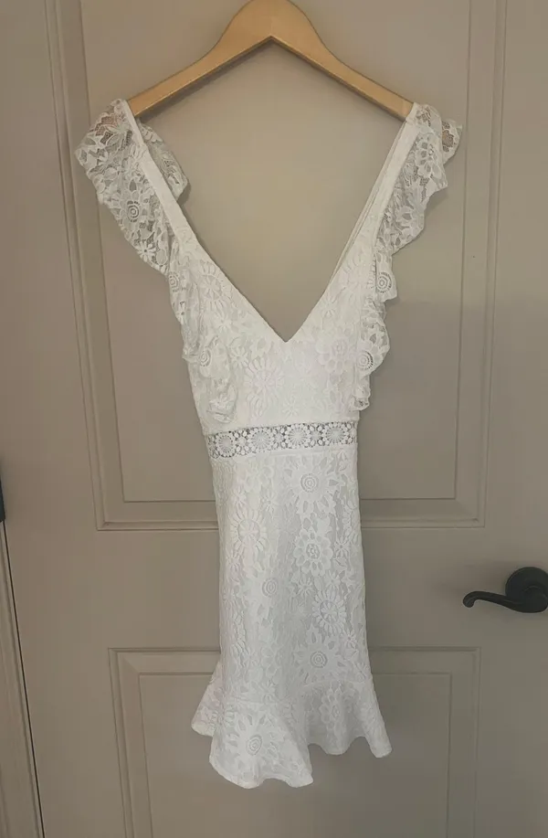 Selfie Leslie SHORT STORY RUFFLE STRAP CRISS-CROSS BACK DRESS FLORAL LACE WHITE - Image 8