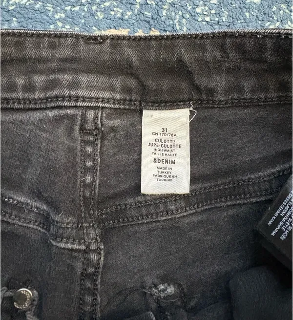 H&M Jeans - Image 2