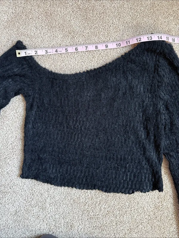 Hot Topic Social Collision Black Off The Shoulder Lightweight Textured Top. - Image 4