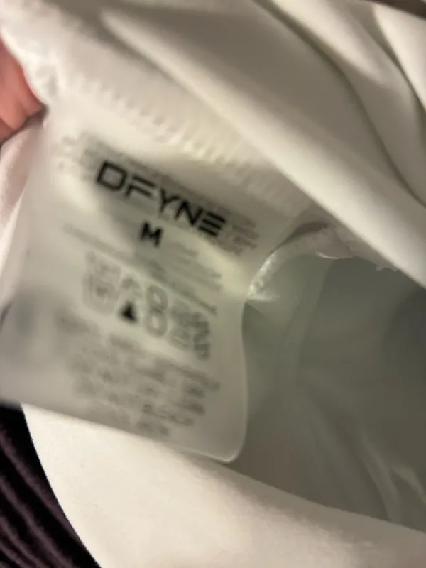 DFYNE Long Sleeve Crop Top - Image 3