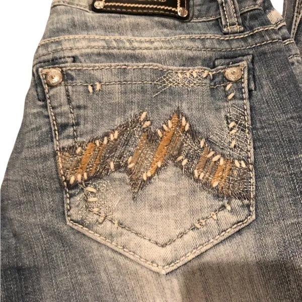 Miss Me Boot Stretch Western Rodeo Jean Med Wash Whisker Detail 27X33 JE1059B2L - Image 6