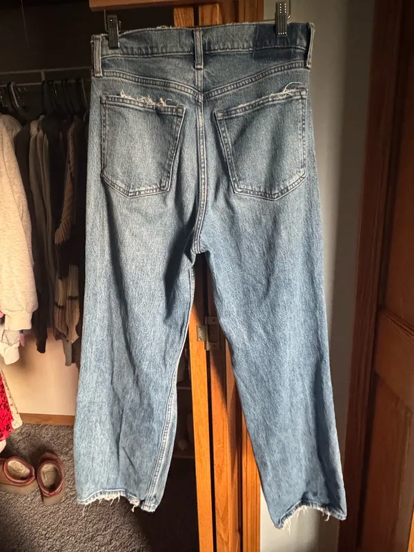 Abercrombie High Rise The 90s Relaxed Jeans - Image 4