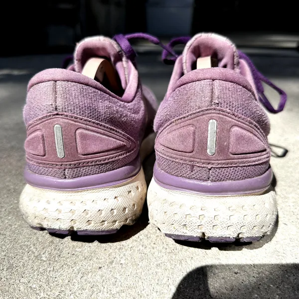 Brooks Glycerin 18 Running Shoes Athletic Lace Up Low Top Valerian Purple 9.5 - Image 5