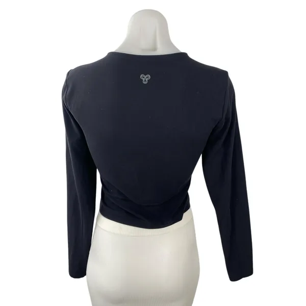 Aritzia TnAction Butter Bound Black Yoga Athletic Activewear Crop T-Shirt Top M - Image 4