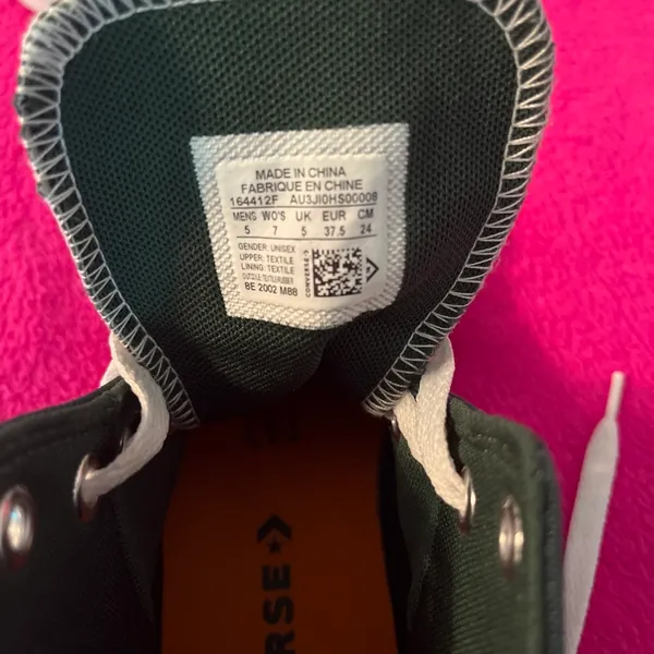 Green converse with orange details  - Image 2