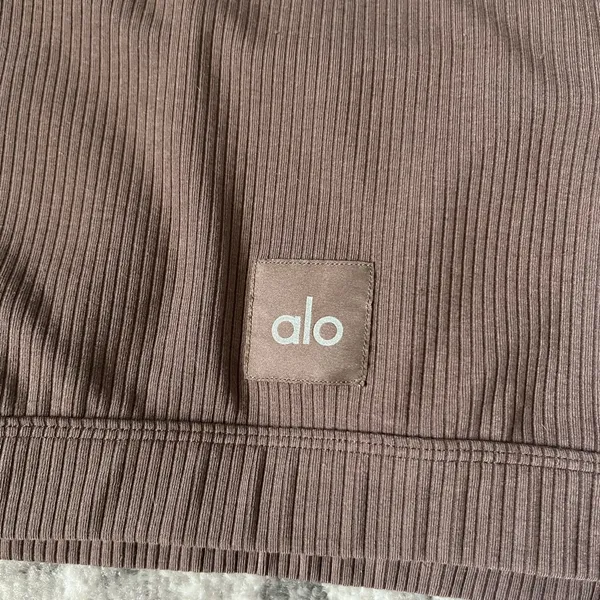 Alo Yoga Blissful Henley Bra Top - Image 3