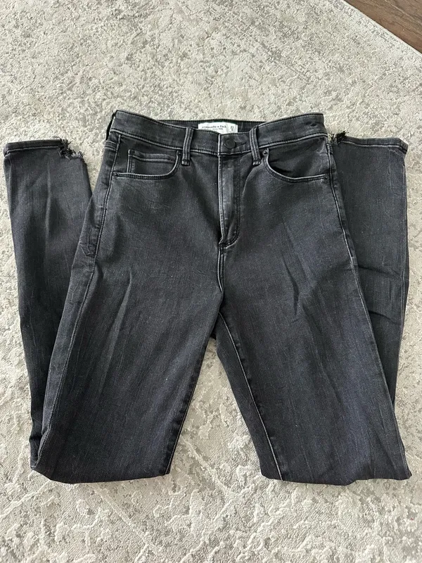 Abercrombie Jeans High-Rise - Image 2