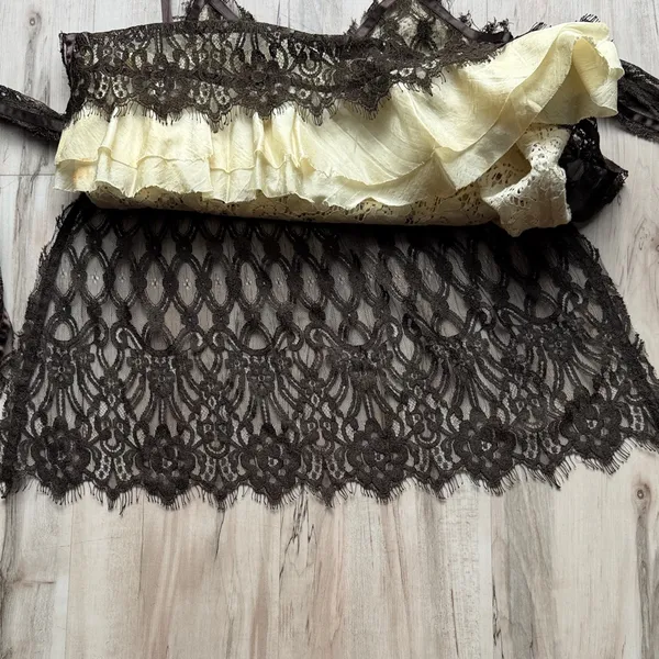 PAIGE Brown Lace Tank Top with Cream Accents - Image 10