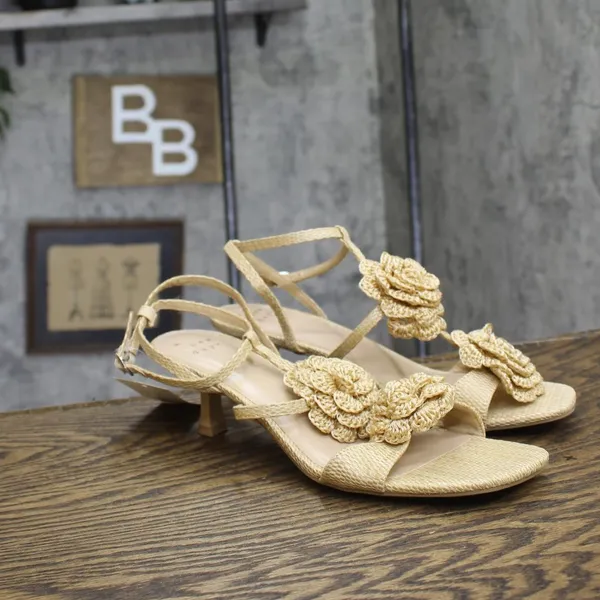 NWT A New Day Womens Esme Floral Crochet Kitten Heels 92979007 Tan Brown 11M - Image 5