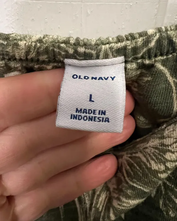 Old Navy Flower Dress - Image 3
