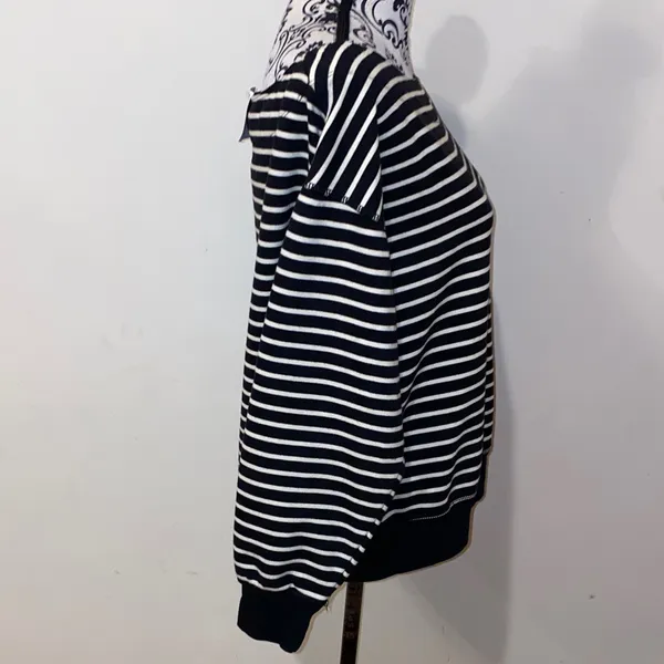 NWT!!American Eagle Outfitters Black & White Off-the-Shoulder Sweater Size Small - Image 7