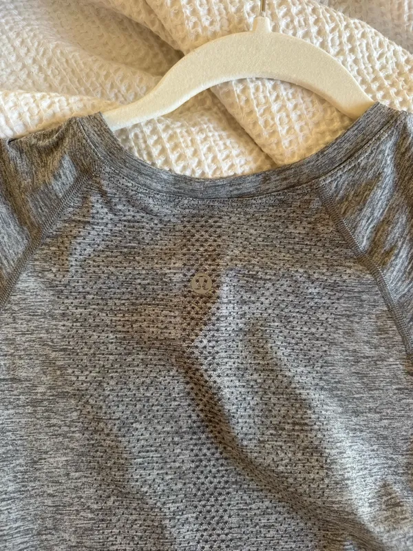 Lululemon Swiftly Short Sleeve - Image 3