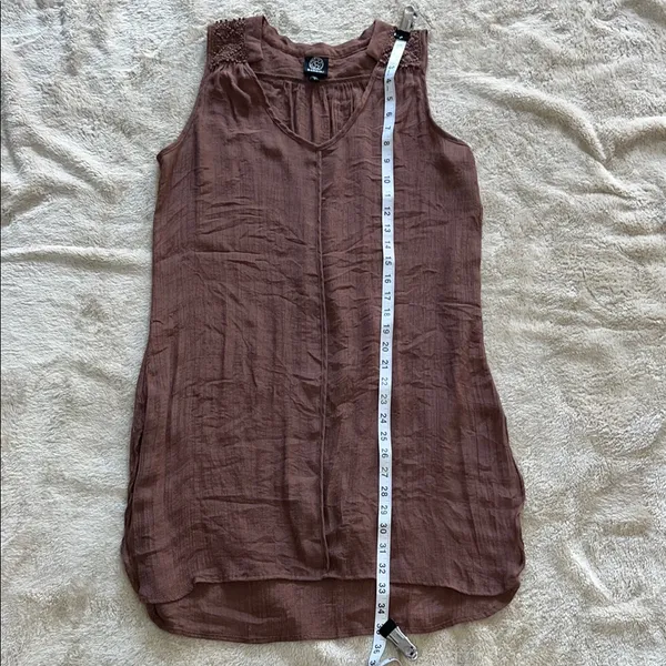 Bobeau Elegant‎ Brown Sleeveless Top - Image 6