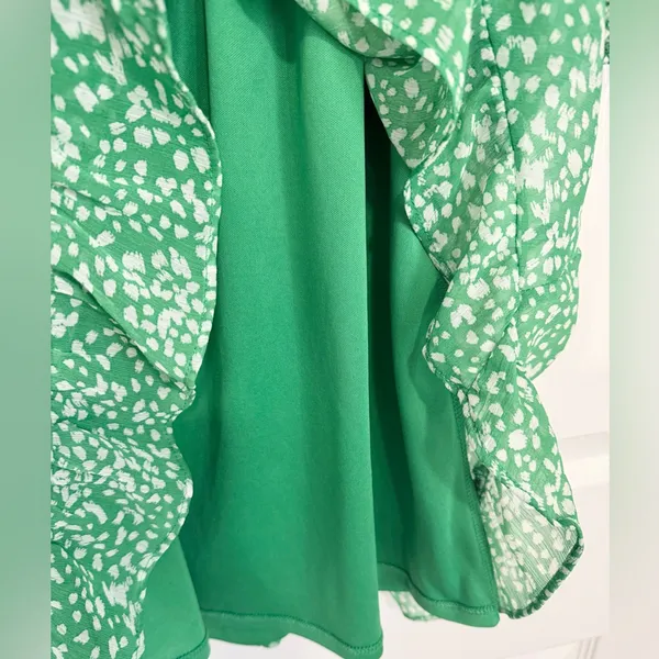 Sienna Sky Green Off the Shoulder Cottage Smocked Babydoll Mini Dress Speckled - Medium - Image 5