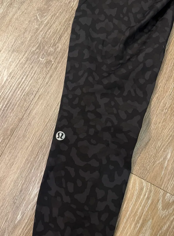 Lululemon Fast and Free High-Rise Tight 25" - Image 5