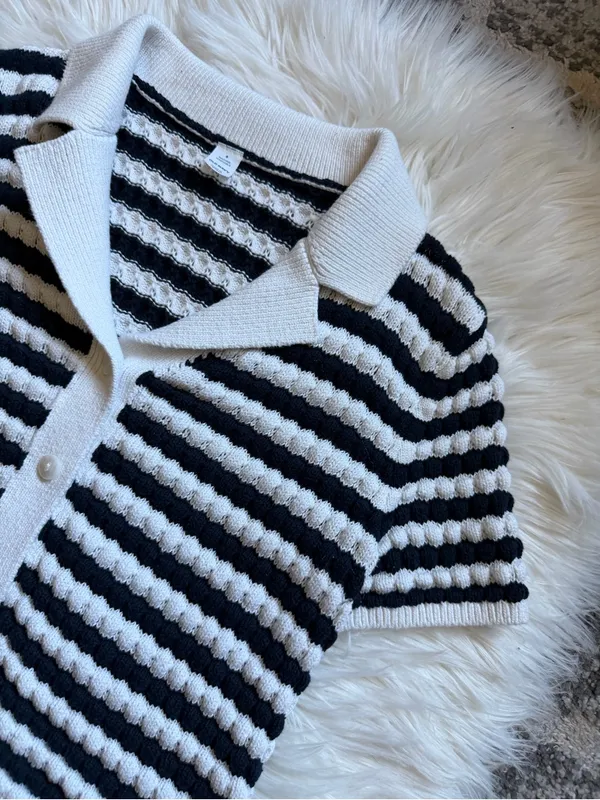 Old Navy striped sweater top - Image 3