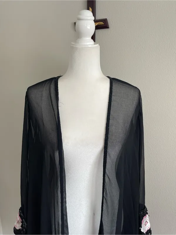 Sheer Black Floral Sleeve Kimono - Image 2