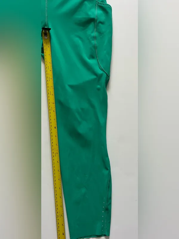 lululemon athletica Fast & Free High-Rise 25” With Pockets -Kelly Green Size 12 - Image 5
