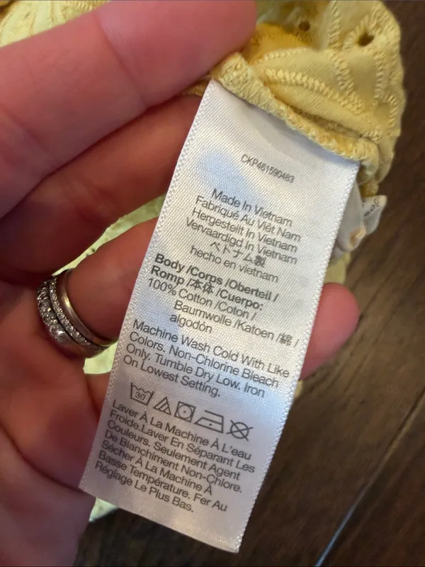 Madewell Eyelet Michele Bubble Top in Dream-On Daisies Yellow Medium - C70-004 - Image 6