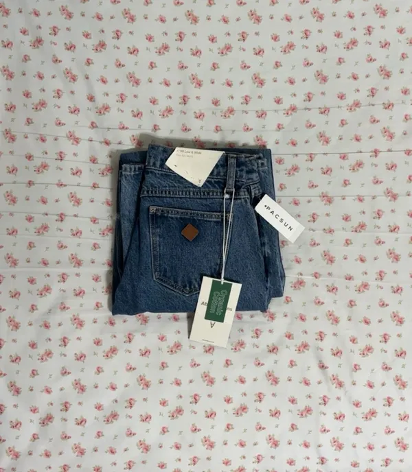 Pacsun A’99 Low & Wide Jeans - Image 3