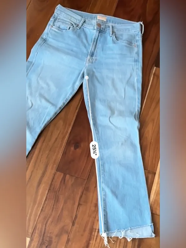 MOTHER Light Blue Insider Crop Step Fray Jeans - Image 8