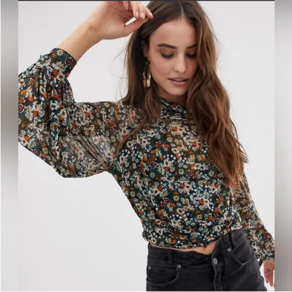 Free People All Dolled Up Mesh Long Sleeve Cropped Floral Top Blouse Green Small - Image 4